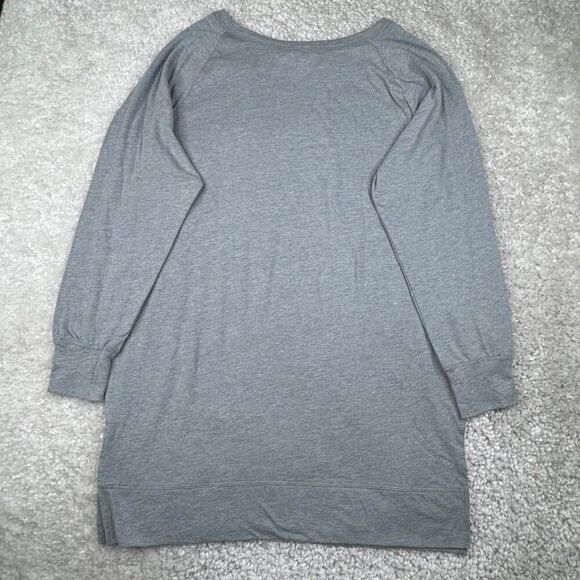 Victoria's Secret Gray Love Graphic Sleep Pajama Shirt NEW - Picture 2 of 8